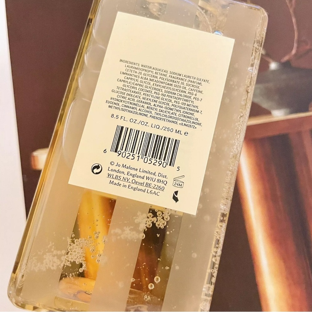 Jo Malone Peony & Blush Suede Body & Hand Wash - Size 8.5 Fl Oz. / 250mL - Picture 2 of 2